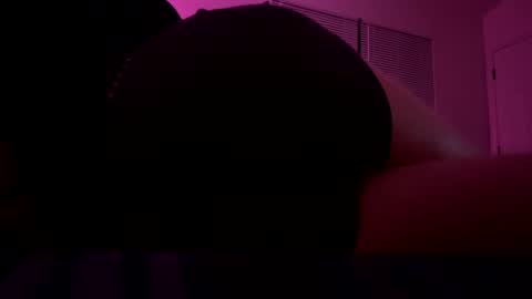 Snapshot of d710108 chatting on October 13, 2025, 3:17 am d710108 online show from October 13, 2025, 3:17 am