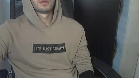 Dolce online show from December 5, 2025, 10:24 am