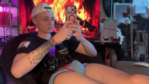 Snapshot of da_danya chatting on March 28, 2026, 11:26 pm da_danya online show from March 28, 2026, 11:26 pm