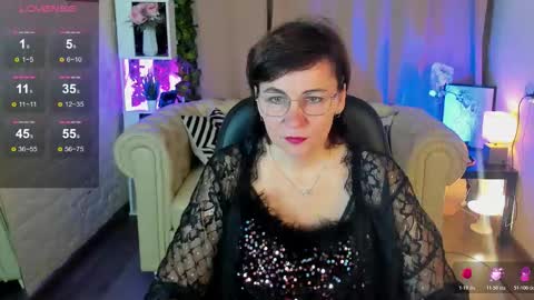 Demi online show from November 3, 2025, 5:42 am