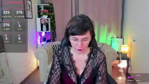 Demi online show from November 7, 2025, 5:18 am