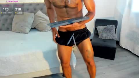 Mauricio online show from December 16, 2024, 8:48 pm