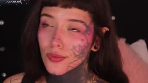 Darlene online show from February 11, 2025, 2:57 pm