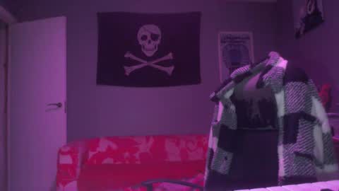 Snapshot of dabirdfree chatting on September 24, 2025, 7:06 pm Destroyer online show from September 24, 2025, 7:06 pm