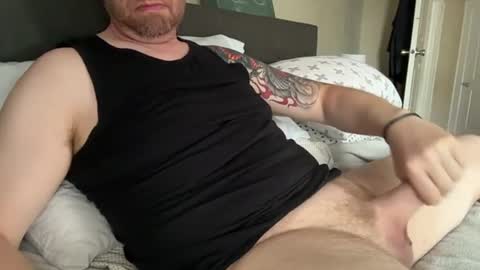 Snapshot of dad_jock chatting on June 18, 2026, 10:47 pm dad_jock online show from June 18, 2026, 10:47 pm