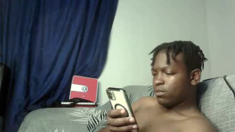 Snapshot of dad_tothesehoes chatting on February 15, 2025, 9:15 pm dad_tothesehoes online show from February 15, 2025, 9:15 pm