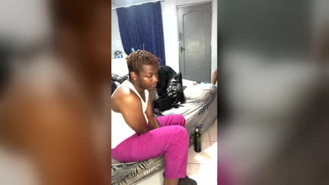 Snapshot of dad_tothesehoes chatting on February 16, 2026, 6:15 pm dad_tothesehoes online show from February 16, 2026, 6:15 pm