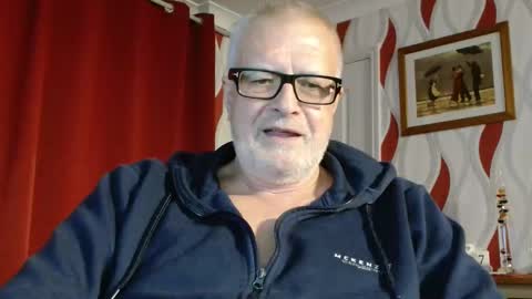 Brian ... online show from October 7, 2025, 8:06 pm