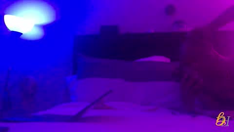 Daddi Maverick online show from November 12, 2025, 8:37 am