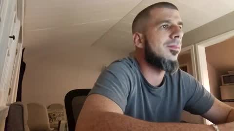 Snapshot of daddo1477 chatting on November 17, 2025, 3:45 am daddo1477 online show from November 17, 2025, 3:45 am