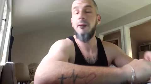 Snapshot of daddo1477 chatting on November 17, 2025, 7:52 pm daddo1477 online show from November 17, 2025, 7:52 pm