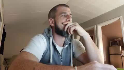 Snapshot of daddo1477 chatting on November 25, 2025, 2:33 am daddo1477 online show from November 25, 2025, 2:33 am