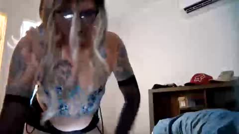 Kasey Xdresser online show from March 29, 2026, 5:35 pm