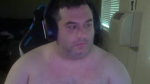 daddybody4u online show from June 19, 2026, 3:49 pm