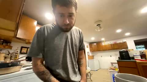 daddydic120402 online show from October 19, 2025, 1:12 pm