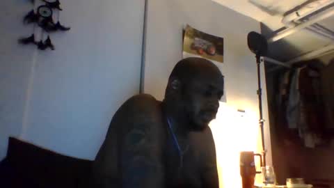 daddydickxm online show from April 26, 2026, 8:23 am