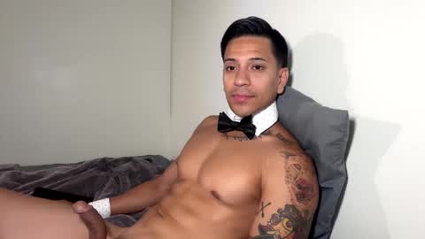 daddyfit95 online show from June 4, 2026, 4:51 am