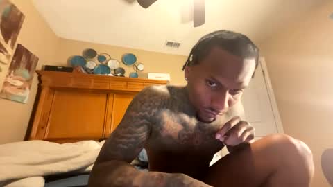 sexy tatted king bbc online show from January 14, 2026, 7:47 am