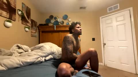 Snapshot of daddyjanimal chatting on April 4, 2026, 5:43 pm sexy tatted king bbc online show from April 4, 2026, 5:43 pm