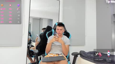 daddyrich4u online show from October 15, 2025, 12:33 am