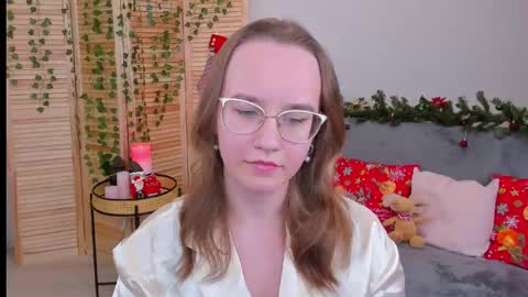 Snapshot of daddys_favorit chatting on December 21, 2024, 6:12 pm Jane online show from December 21, 2024, 6:12 pm