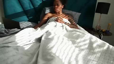 daddyslittleebony online show from June 4, 2026, 7:14 am