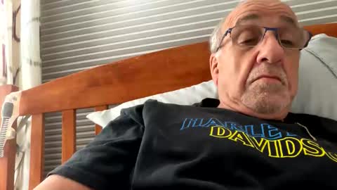 daddyweis online show from May 5, 2026, 1:35 am