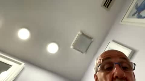 daddyweis online show from July 13, 2026, 3:37 pm