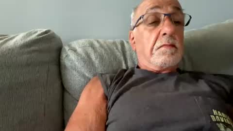 daddyweis online show from July 14, 2026, 10:54 am