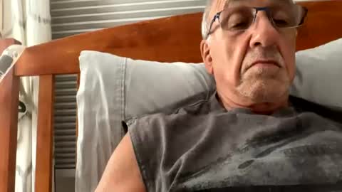 daddyweis online show from July 28, 2026, 2:18 am