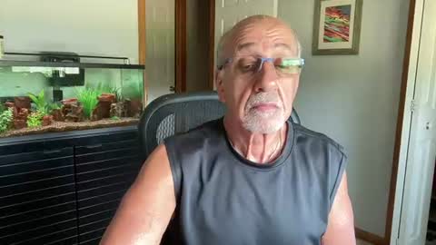 daddyweis online show from August 1, 2026, 1:54 pm