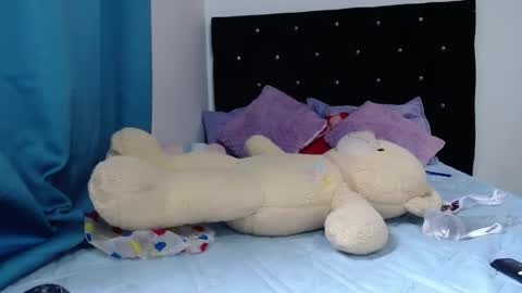 Snapshot of daddyysobsessed_ chatting on May 19, 2026, 6:03 pm Channel. online show from May 19, 2026, 6:03 pm