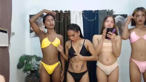 dadysgirl_21 online show from January 15, 2026, 5:34 am