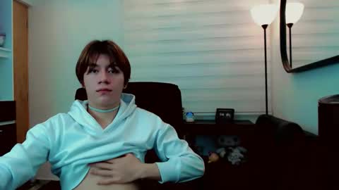 Snapshot of dae_lune chatting on March 19, 2026, 10:14 pm dae_lune online show from March 19, 2026, 10:14 pm