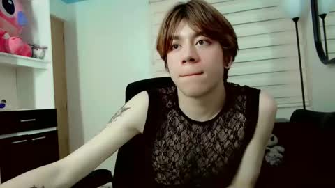 Snapshot of dae_lune chatting on March 25, 2026, 1:55 am dae_lune online show from March 25, 2026, 1:55 am