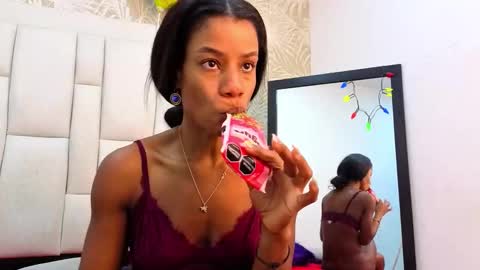 daffnelewis online show from February 12, 2026, 11:27 am