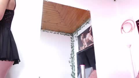 Snapshot of dafne_quenn chatting on February 13, 2025, 12:32 pm dafne_quenn online show from February 13, 2025, 12:32 pm
