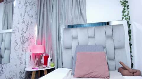 Snapshot of dafne_quenn chatting on September 11, 2025, 12:38 pm dafne_quenn online show from September 11, 2025, 12:38 pm