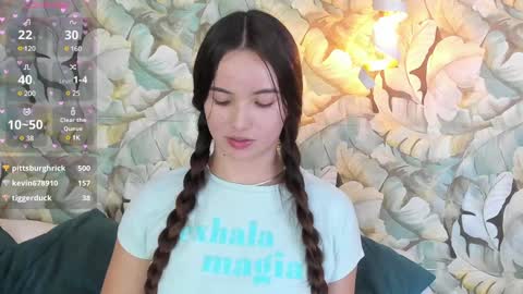 Dafne  online show from February 7, 2025, 1:58 am