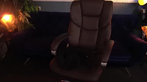 Dafni Mon online show from October 19, 2025, 5:19 am