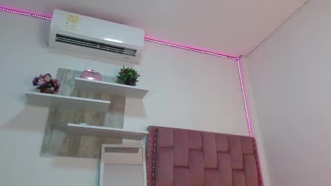 DAFNNE online show from March 7, 2025, 12:12 pm