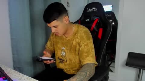 my name is Jhon and I live in colombia online show from October 22, 2025, 3:07 am