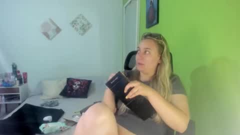 Dahia online show from October 15, 2025, 8:47 am