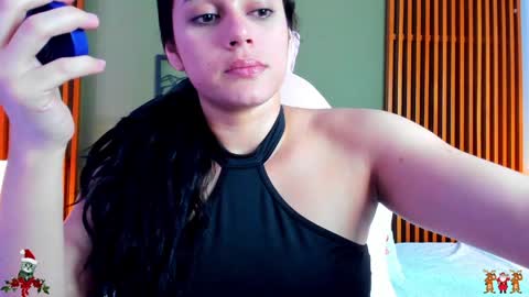  Dahiana  online show from December 5, 2024, 3:37 am