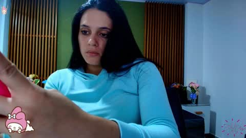  Dahiana  online show from January 30, 2025, 8:10 pm