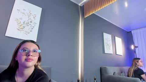 dahiane_smith online show from June 1, 2026, 12:29 pm