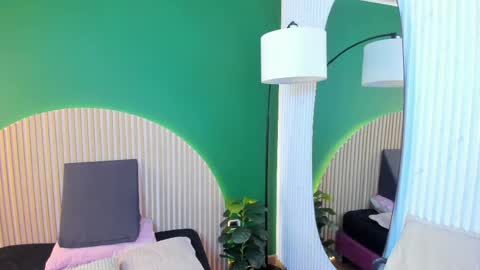 Dahiane Connor online show from April 11, 2026, 11:36 am