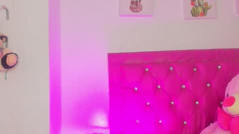    online show from February 12, 2026, 6:25 pm