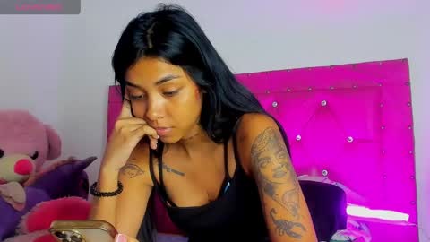 Snapshot of dahiangomezz chatting on May 12, 2026, 10:29 pm online show from May 12, 2026, 10:29 pm