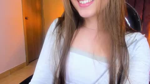 Dahlia online show from November 18, 2025, 6:07 am